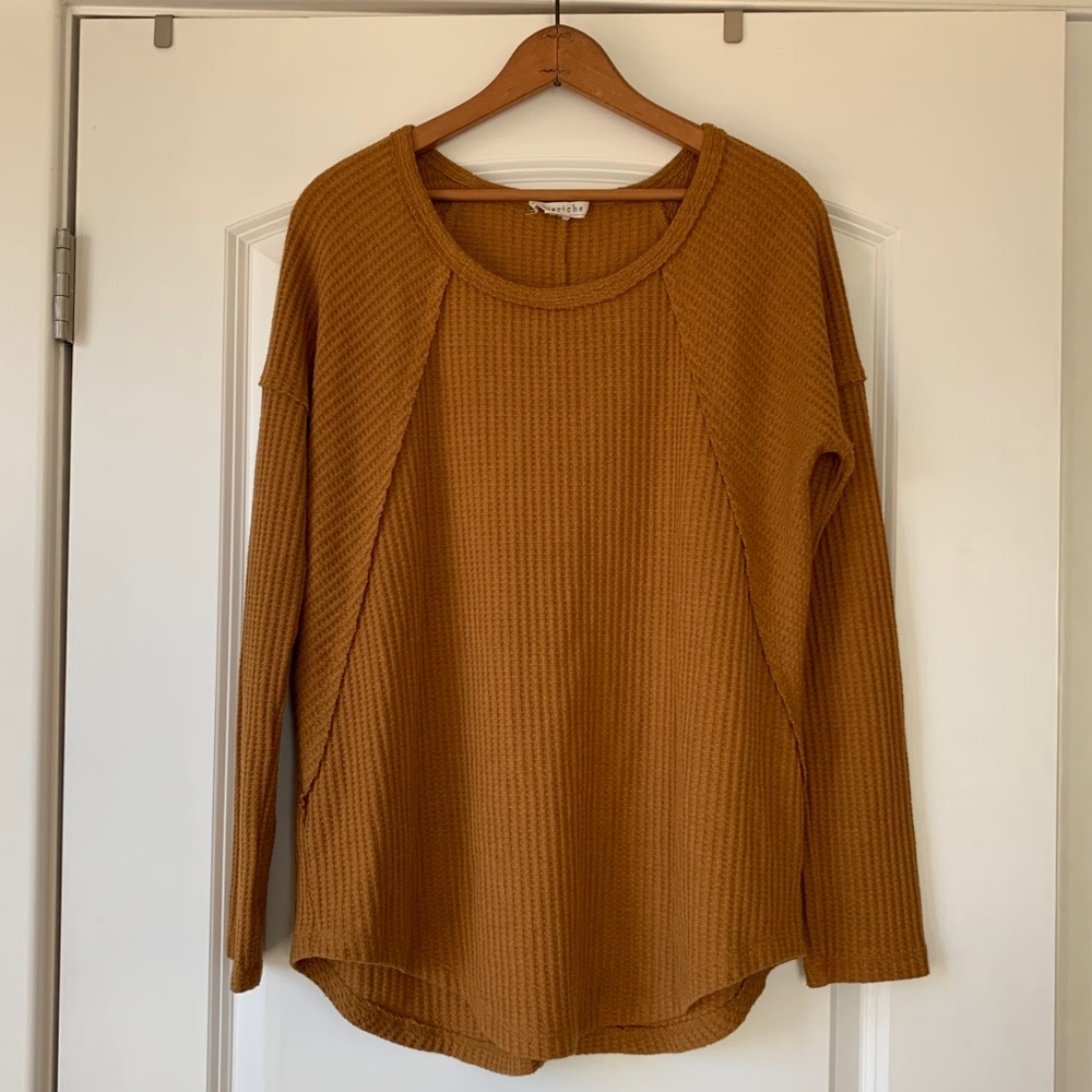 Mustard yellow long sleeve top